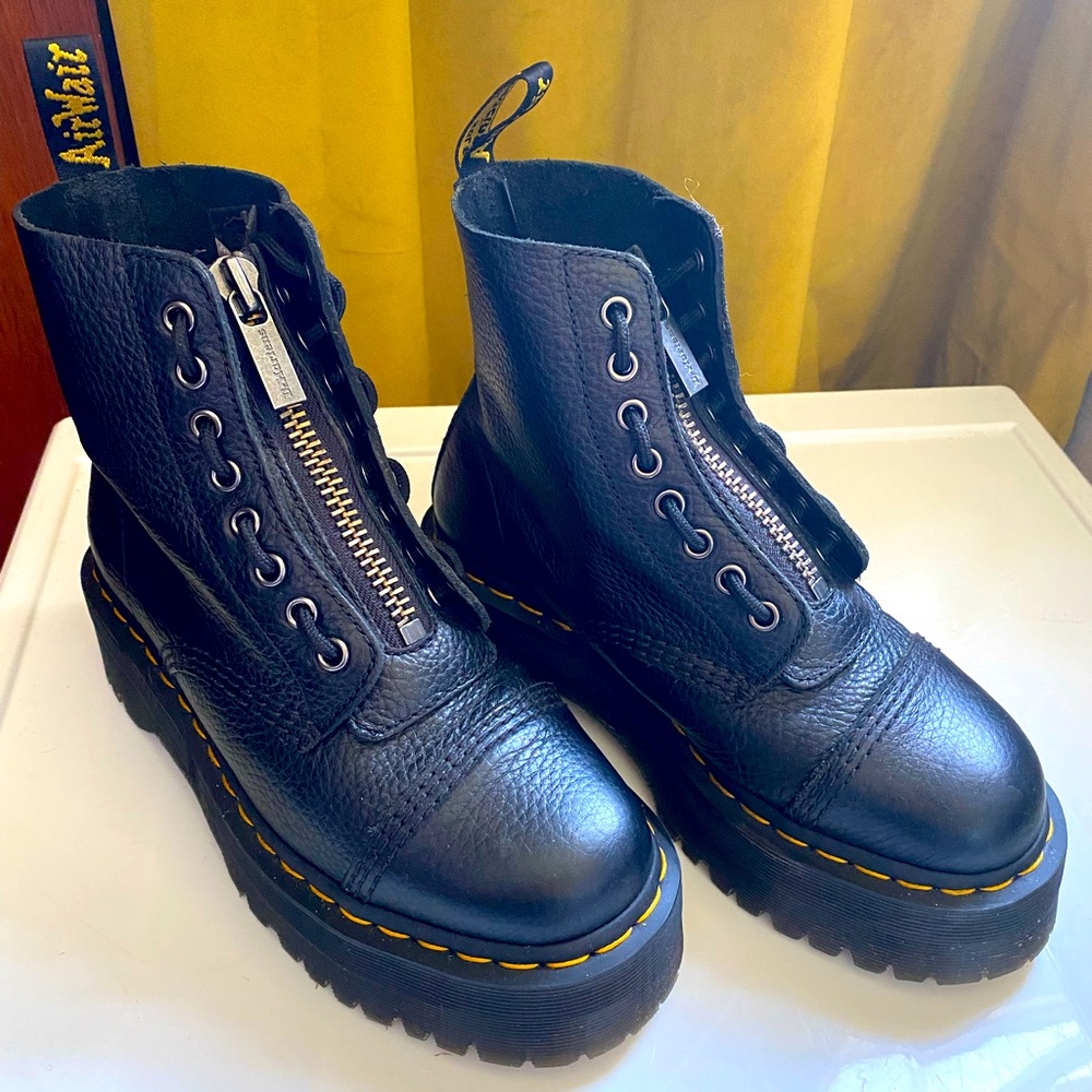 Doc martens Sinclair platform boots